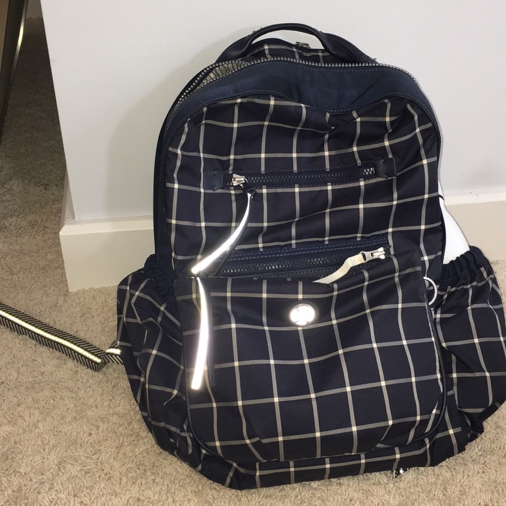 Lululemon backpack!!! Perfect condition. Rare!!!